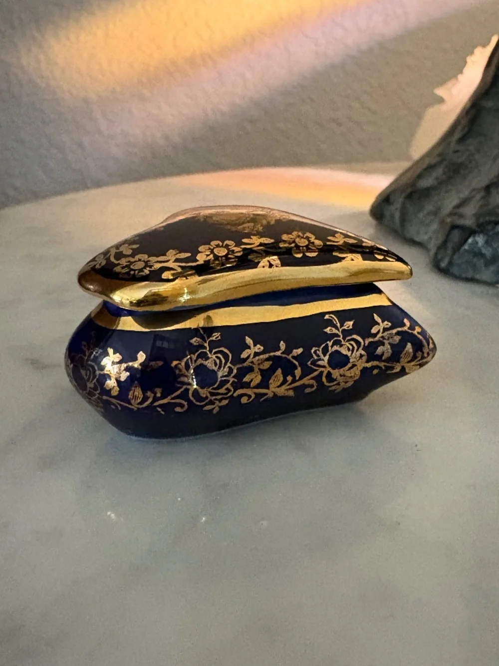 Vintage Limoges France Courting Couple Heart Shaped Cobalt Blue Trinket Box
